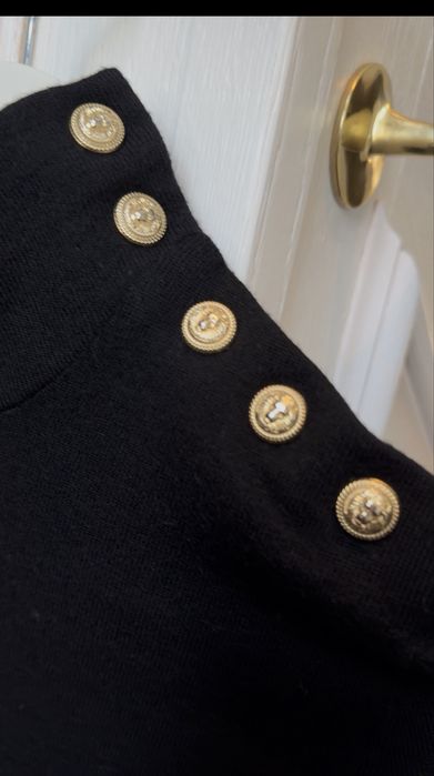 Balmain оригинален пуловер