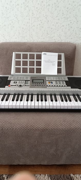 Синтезатор професиональный