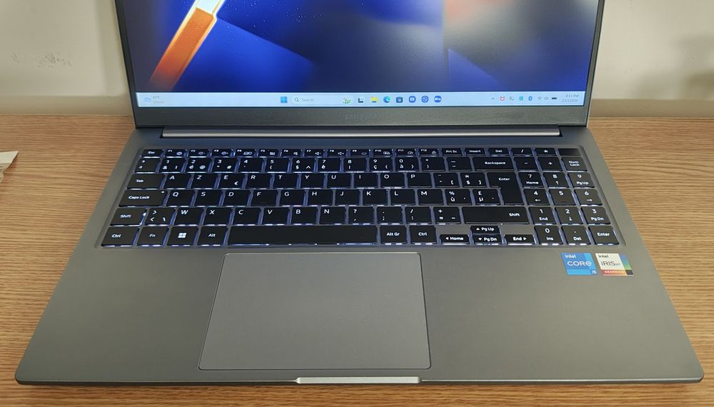 Laptop Samsung Galaxy Book4