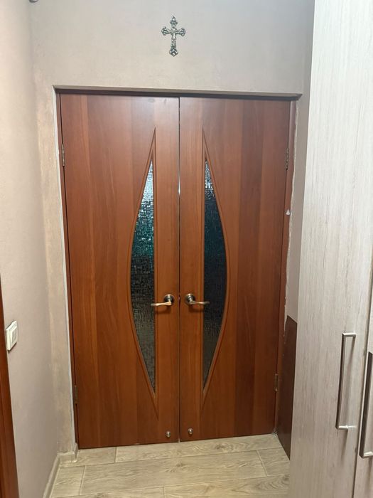 Продам двери межкомнатные