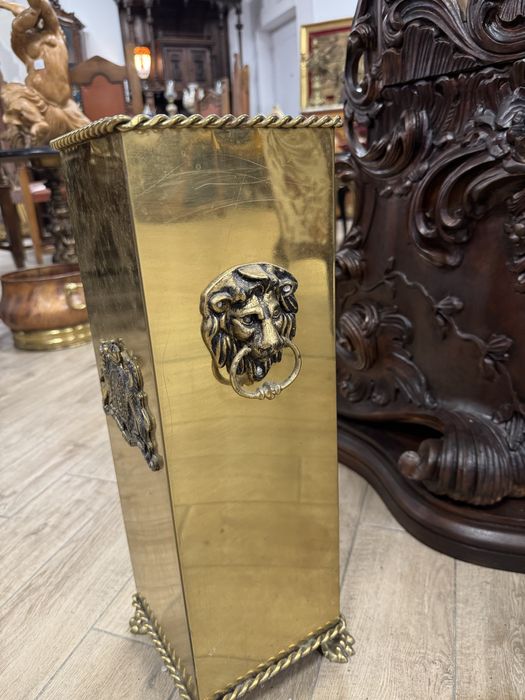 Suport pentru umbrele din alama