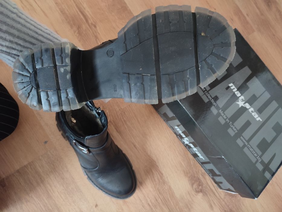 Дамски зимни боти