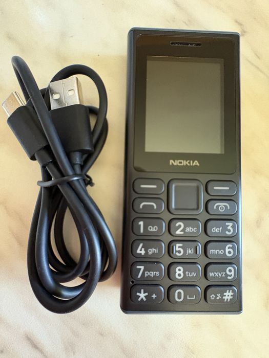 Продавам мобилен телефон Nokia 105