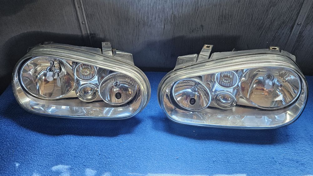 Фарове за Голф 4