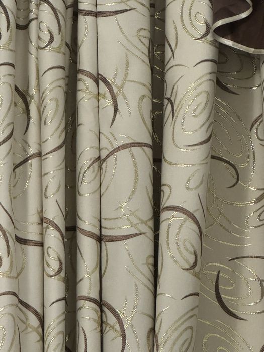 шторы красивые почти новые