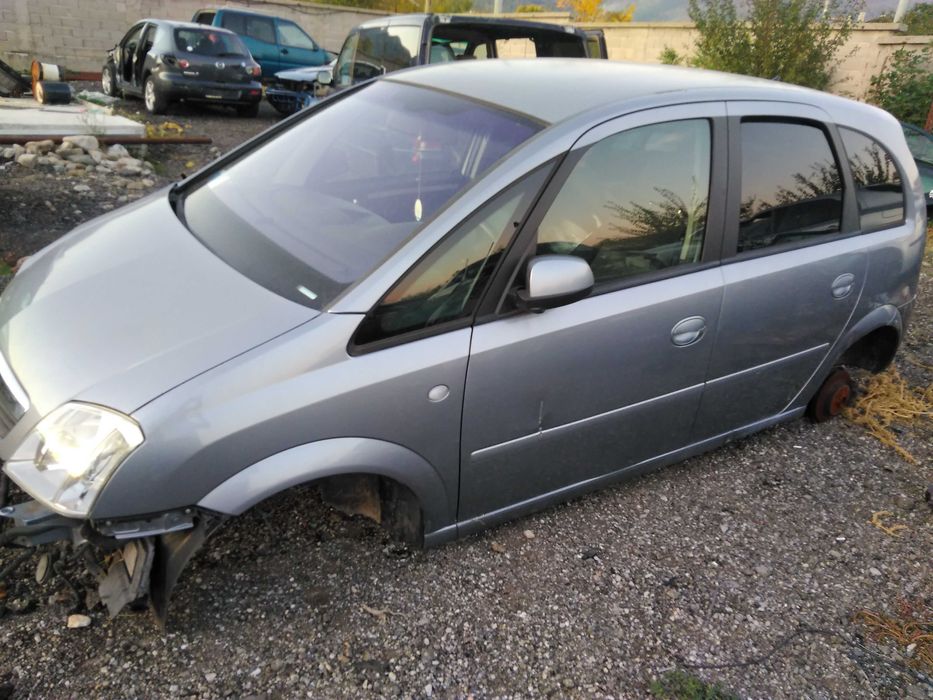 Разпродажба Опел мерива 1.3 цдти на части