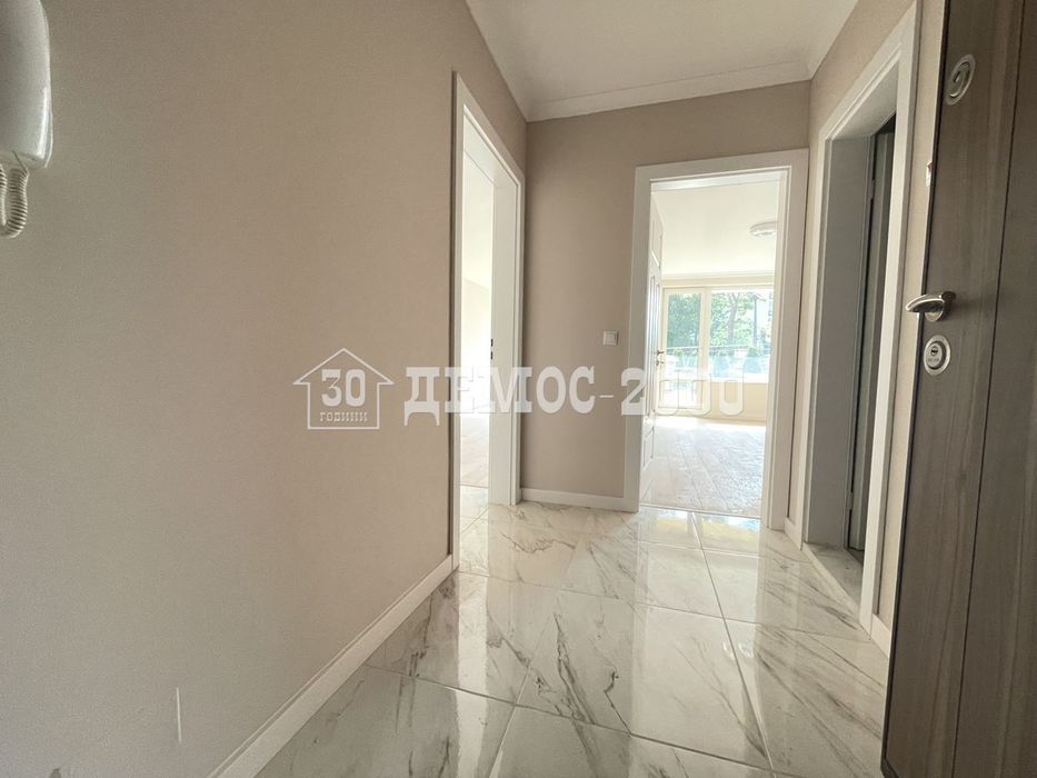 Продава се Двустаен апартамент в к.к. Св.Св. Константин и Елена - 75 кв.м за 2639 €/кв.м - Снимка #3