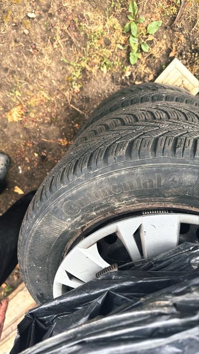 Vand 4 anvelope iarna cu janta tabla 800 lei Turda/Cluj
