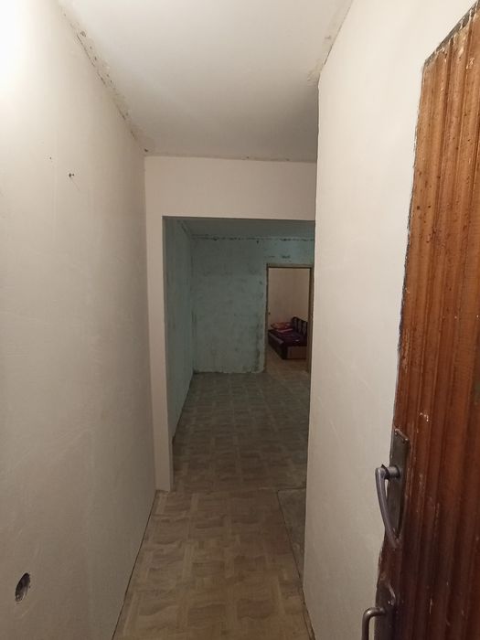 Продам квартиру в районе 4 микр