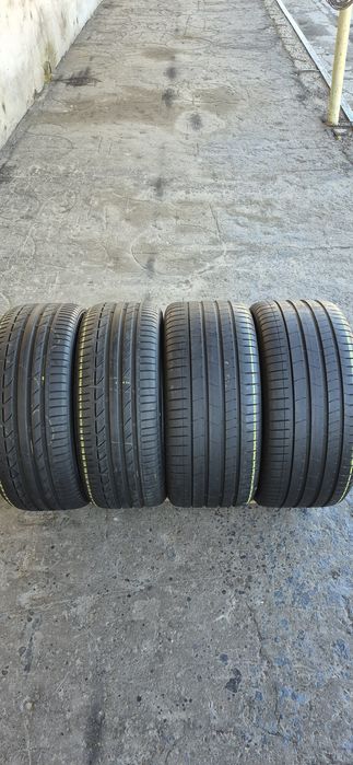 4 anvelope vara runflat,fata Bridgestone 245/40/20,spate Pirelli 275/35/20.Pretul este pe bucata.