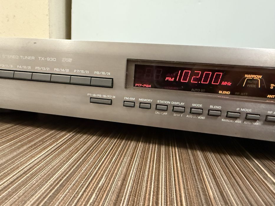 Yamaha TX-930 FM Тунер
