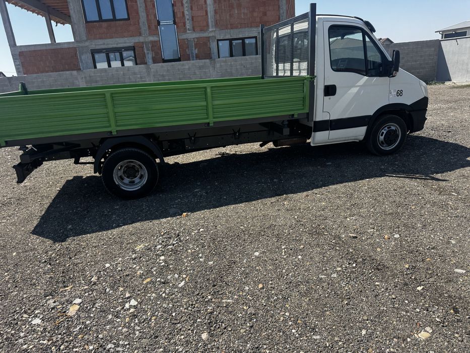 Iveco basculabil pe 3 parti