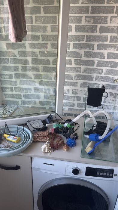 Acvariu cu accesorii