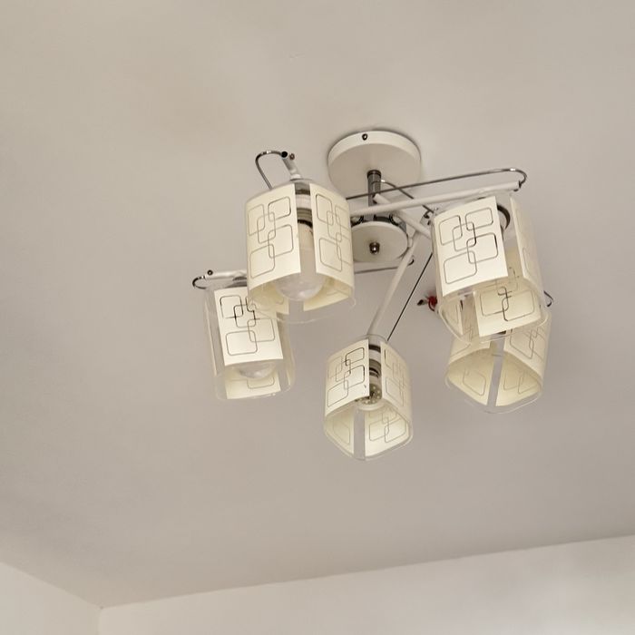 Люстра 3000/2000тг