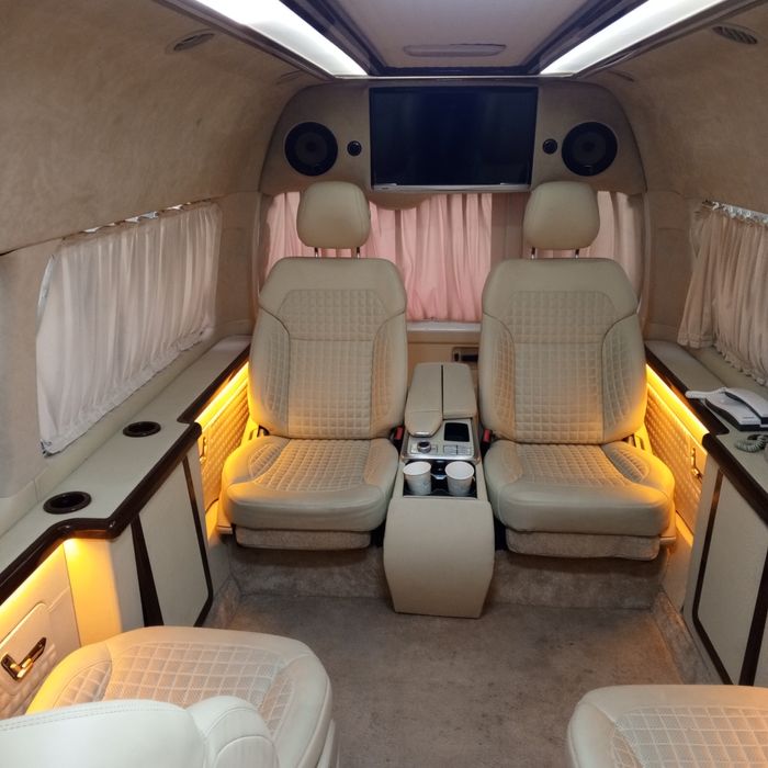 Toyota Hiace sotiladi