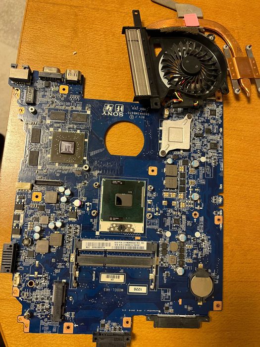 Sony Vaio SVE151C11M