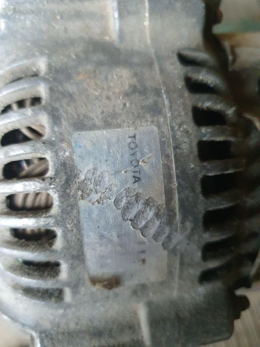 Продам стартер TOYOTA Avenses.