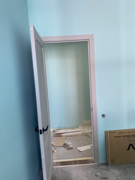 Установка двери укладка ламината
