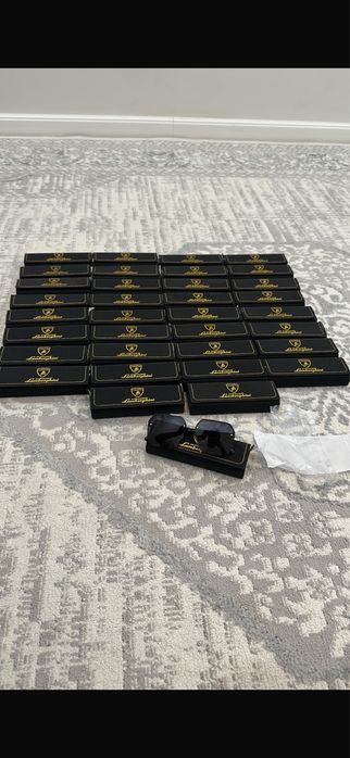 Солнцезащитные очки оптом 35 штук
