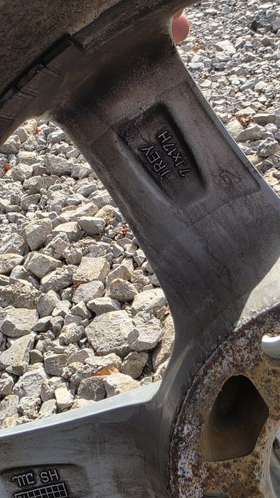 Джанти 17" Dezent 5x120 7j ET41 /72.6