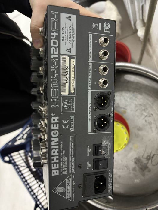 Behringer Xenyx qx1204usb