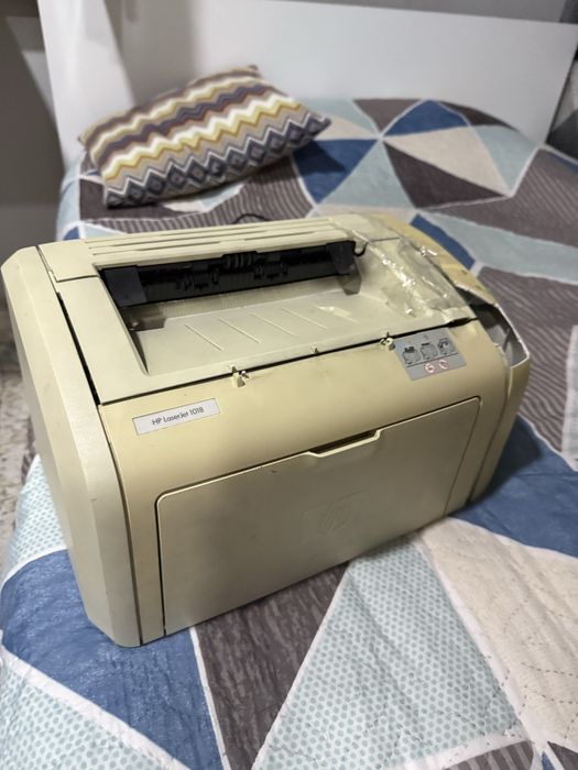 Принтер hp laserjet 1018