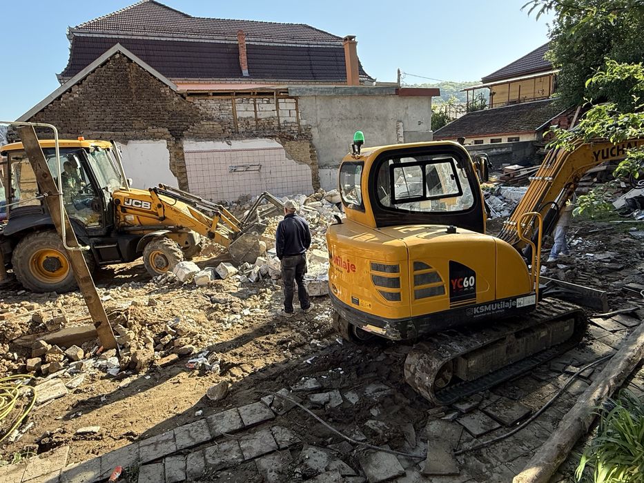 Excavari demolari piconari buldozer sort nisip buldoexcavator