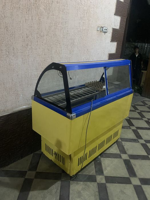 Продается б/у холодильник