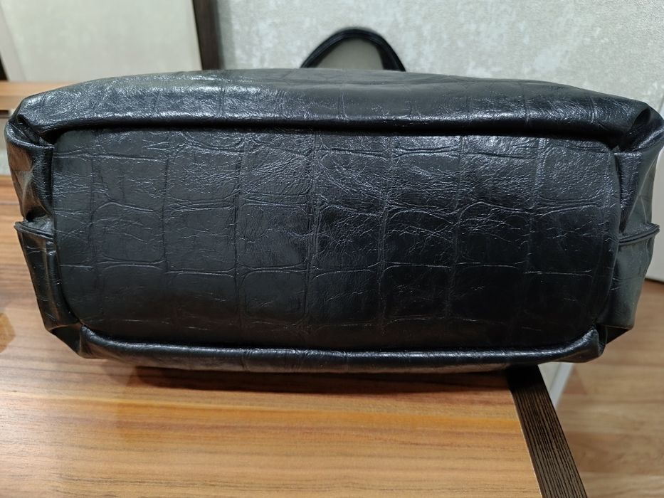 Кожаная женская сумка