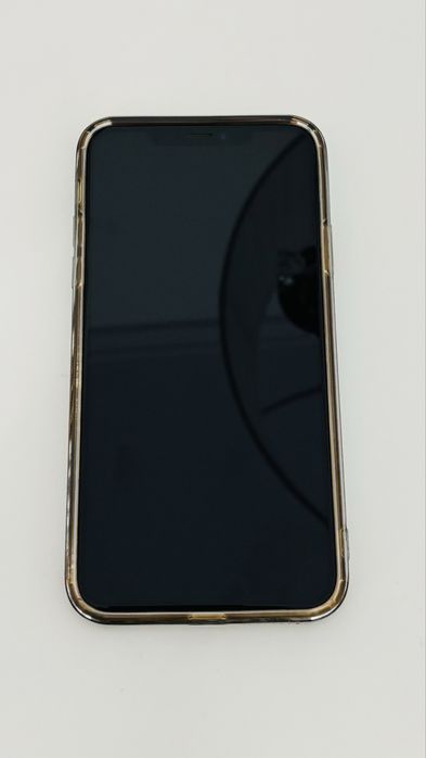 Vand Iphone 11 Pro Max culoare silver