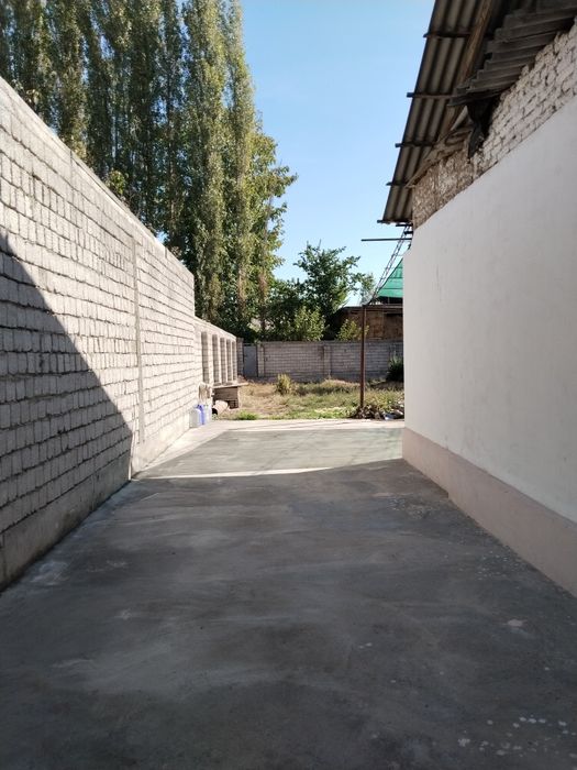 Жумабозорда Уй сотилади