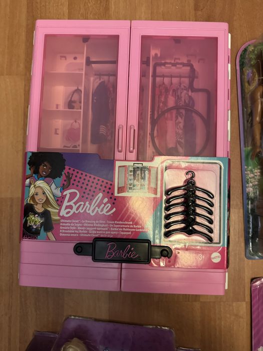 Barbie papusa set accesorii noi sigilate extra Chelsea