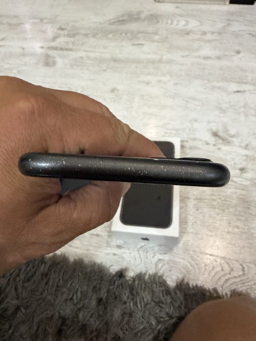 iPhone11 Използван 4 години