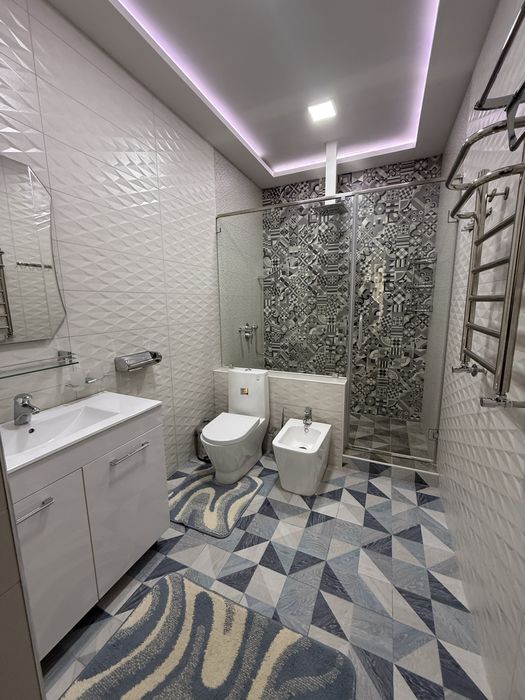 Аренда дома Конституция 10 комнат 600м2 9000у.е