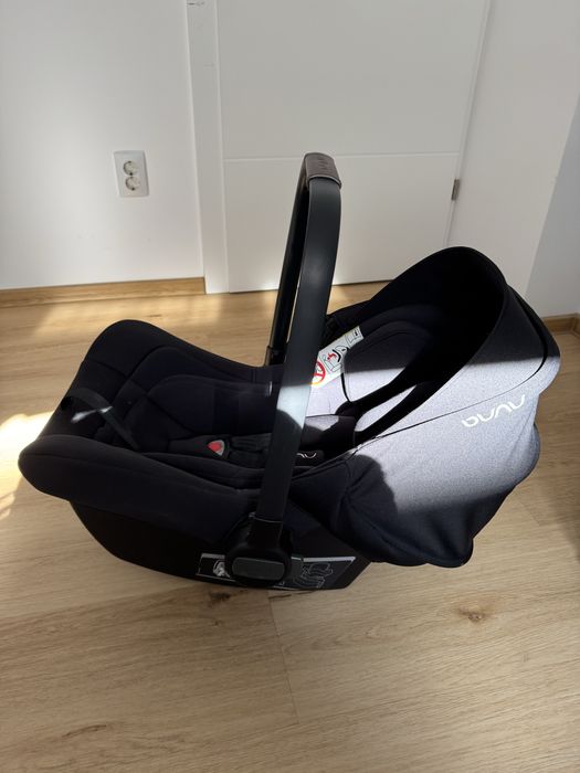 Nuna Pipa Lite Caviar