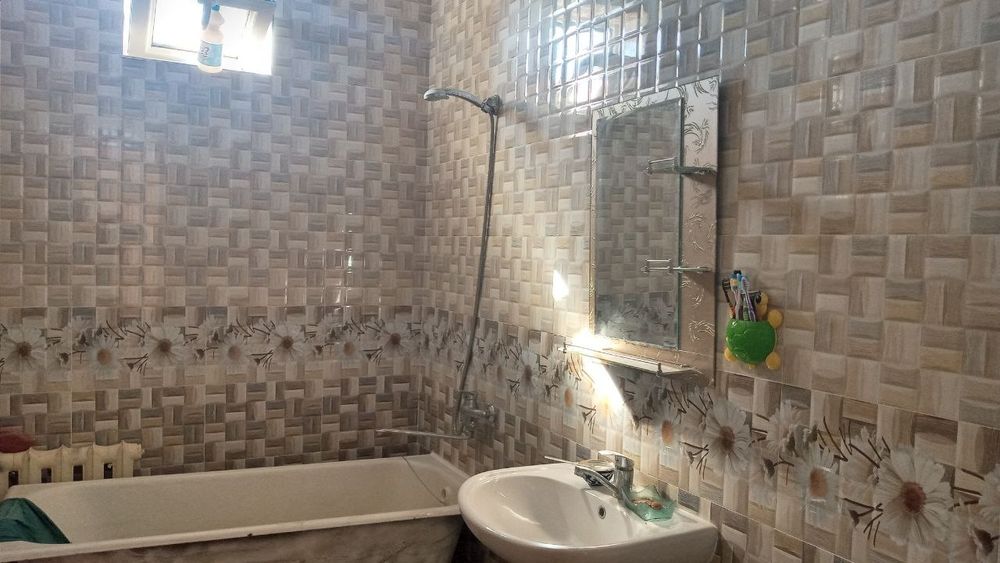 Ижарага коттедж батошда жойлашган