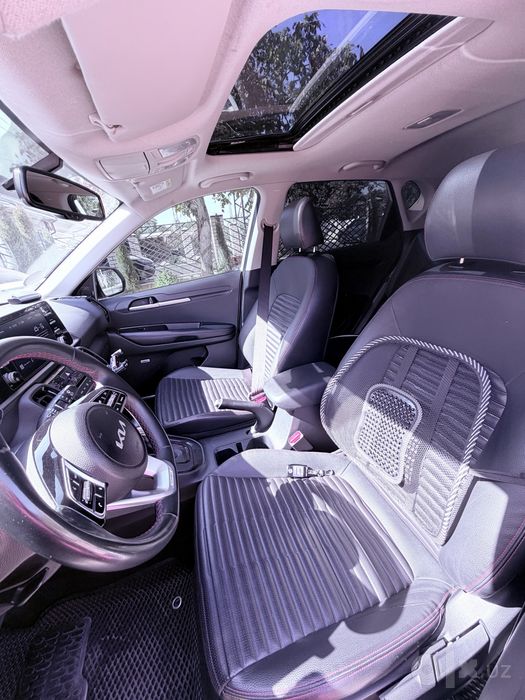 Kia Sonet full pozitsiya (3-pozitsiya)