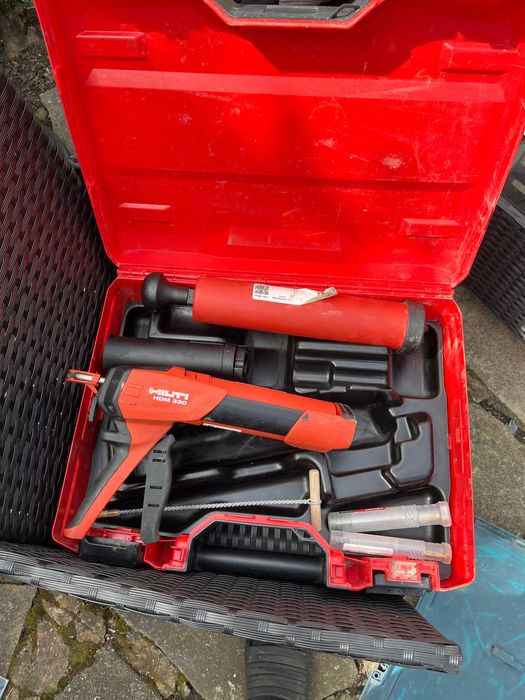 Хилти пистолет  HDM330 двукомпонентно лепило комплект куфар