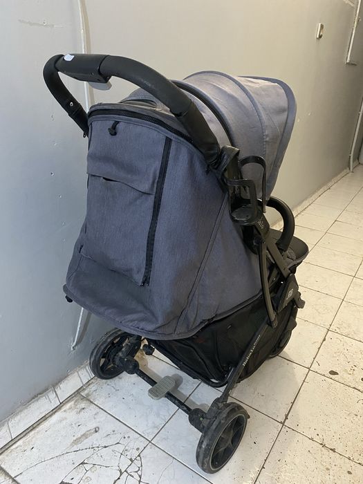 Коляска в отличном состоянии