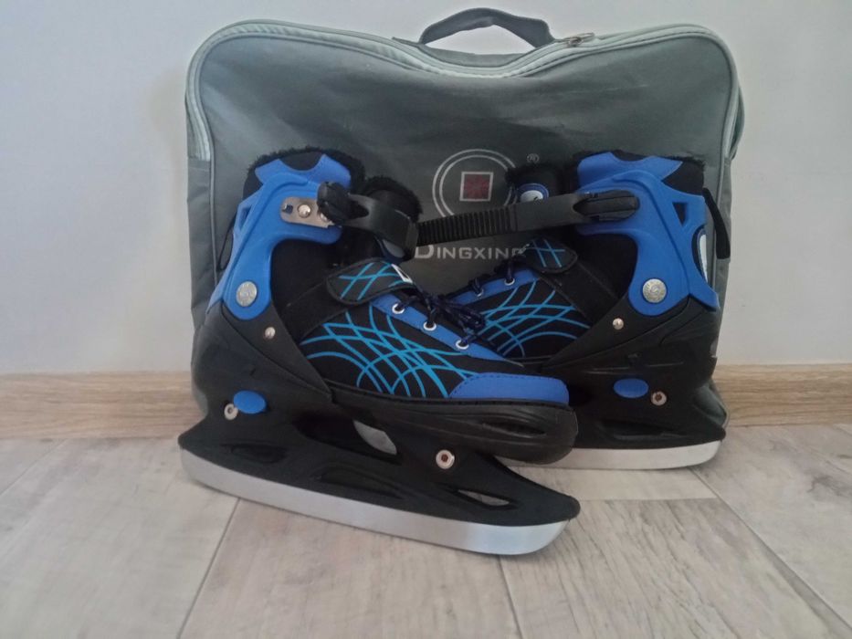 Продаю детские коньки