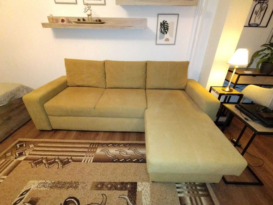 Диван Г образен за дневна