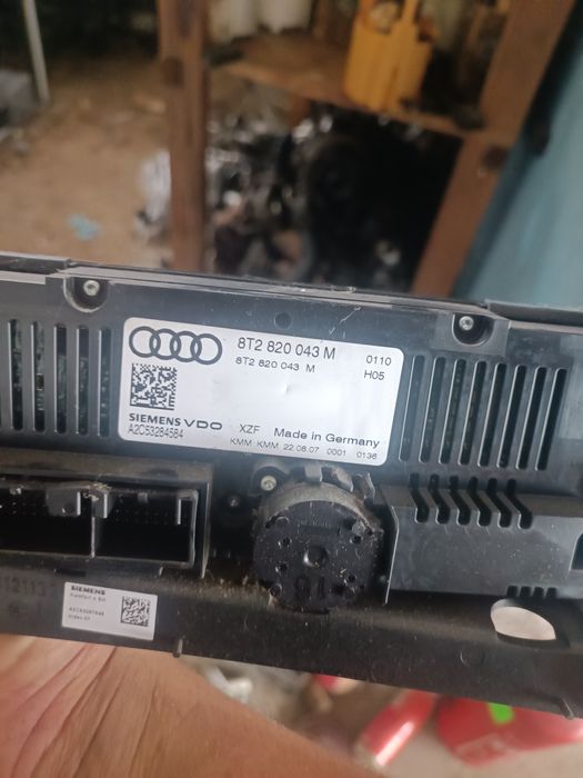 Управление климатик Audi A4 Q