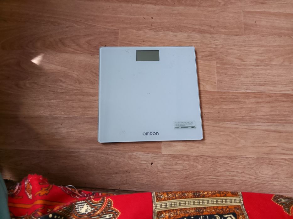 Весы хорошие батариечные