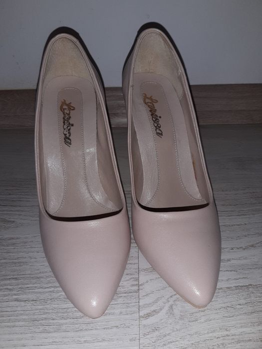Pantofi eleganti din piele