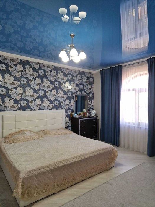 Двухэтажный Дом 8 комнатный