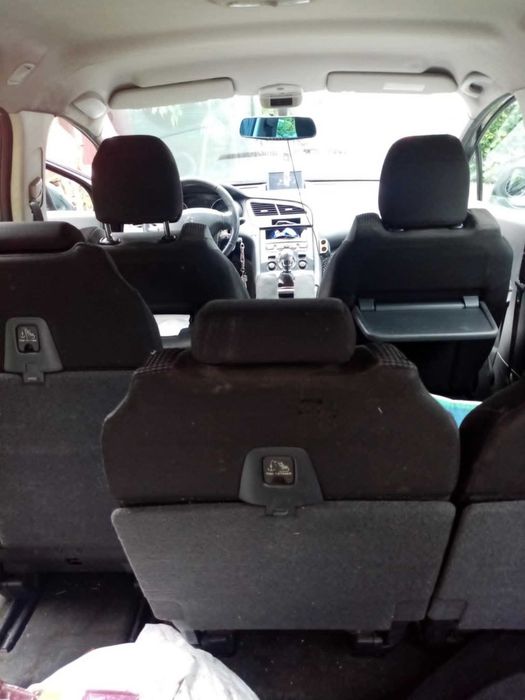 Vand Peugeot 5008