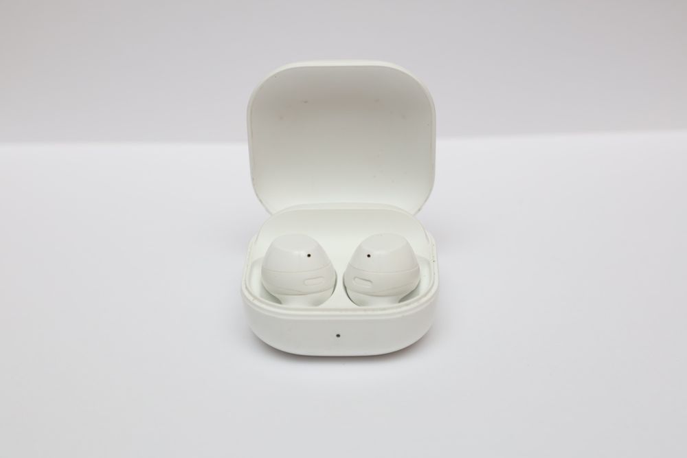 Samsung galaxy buds Core белые