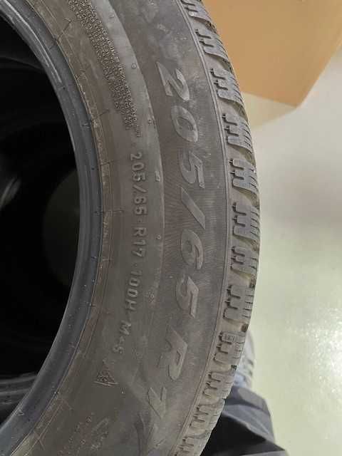 Cauciucuri iarna Pirelli 205/65/17