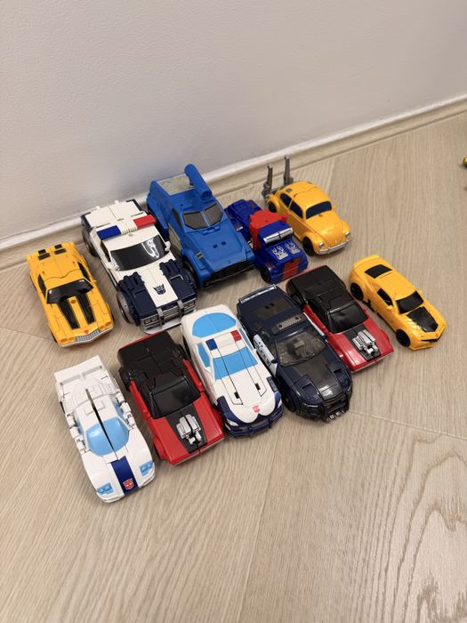 Roboti Transformers masini