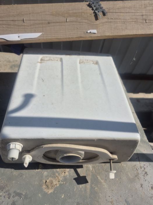 Бочок от унитаза